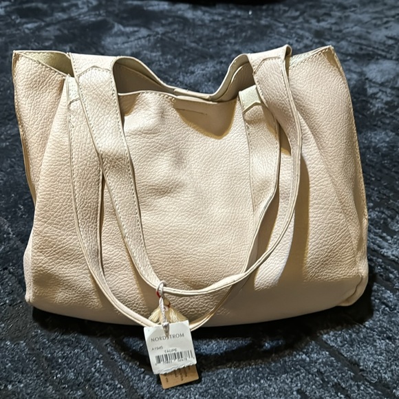 Street Level - Picture 3 of 7